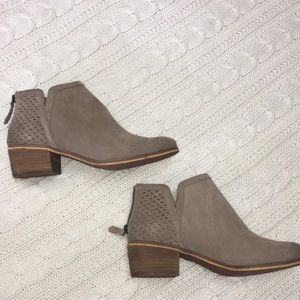Susina Blakey Suede Booties
